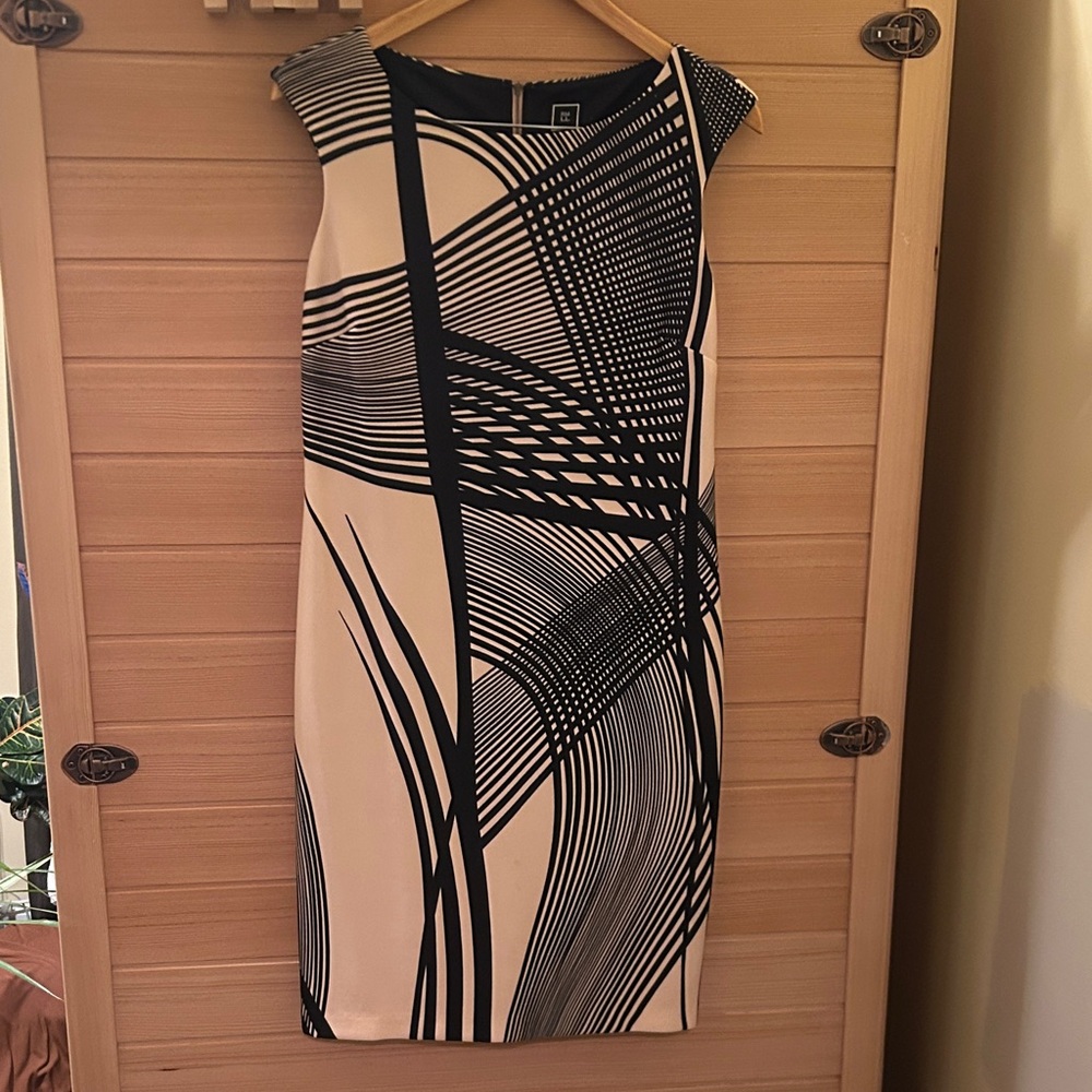 Graphic Black & Cream Cap-Sleeve Midi Sheath Dress